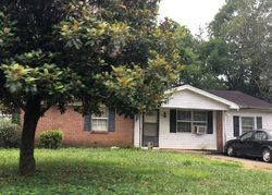 Pre-foreclosure in  FOUCHE DR SW Huntsville, AL 35805