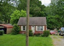Pre-foreclosure Listing in DEZERN AVE FAIRDALE, KY 40118
