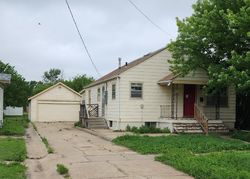 Pre-foreclosure Listing in N LINCOLN ST RUSSELL, KS 67665