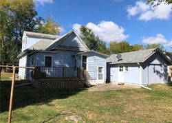 Pre-foreclosure in  W 3RD ST S Newton, IA 50208