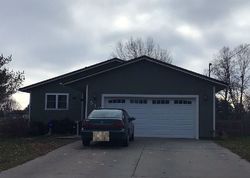 Pre-foreclosure in  W LONG LANE DR Knoxville, IA 50138
