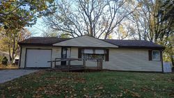 Pre-foreclosure in  RIDGEVIEW DR Des Moines, IA 50320