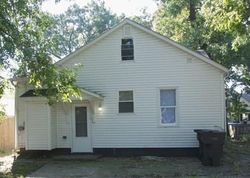 Pre-foreclosure in  W CLEVELAND AVE Elkhart, IN 46516