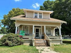 Pre-foreclosure Listing in NORTH ST CYNTHIANA, IN 47612