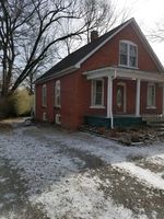 Pre-foreclosure in  JEFFERSON ST Hillsboro, IL 62049