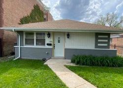 Pre-foreclosure in  S WOODLAWN AVE Chicago, IL 60637