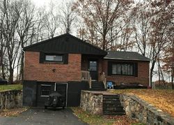 Pre-foreclosure in  SAVILLE ST Windsor, CT 06095