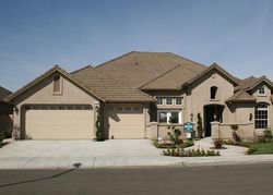 Pre-foreclosure in  N BONTA AVE Fresno, CA 93723