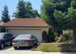 Pre-foreclosure in  W FLINT WAY Fresno, CA 93722