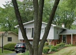 Pre-foreclosure in  DOVER DR Lisle, IL 60532