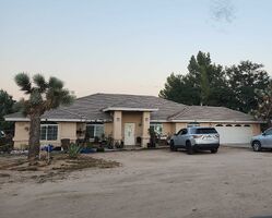Pre-foreclosure in  FARMDALE AVE Hesperia, CA 92345
