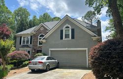 Pre-foreclosure in  SUMMER POINT DR Woodstock, GA 30189