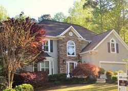 Pre-foreclosure in  SUMMER POINT DR Woodstock, GA 30189