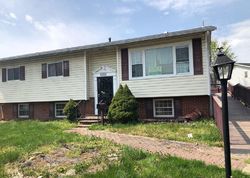 Pre-foreclosure in  DAWNWOOD DR Lanham, MD 20706