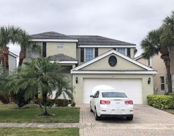 Pre-foreclosure in  KENSINGTON WAY West Palm Beach, FL 33414