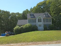 Pre-foreclosure in  KARLIN RD Fremont, NH 03044