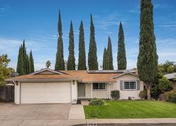 Pre-foreclosure in  ALBANY AVE Vacaville, CA 95687