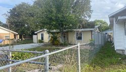 Pre-foreclosure in  26TH AVE E Bradenton, FL 34208