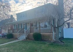 Pre-foreclosure in  MIRAMAR BLVD Lindenhurst, NY 11757