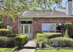 Pre-foreclosure in  SHADOWBROOK DR Baton Rouge, LA 70816