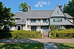 Pre-foreclosure in  WARWICK RD Bronxville, NY 10708