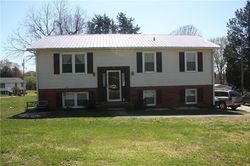 Pre-foreclosure Listing in E 11TH ST NEWTON, NC 28658