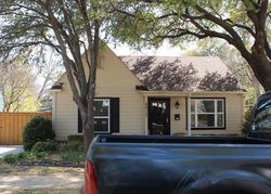 Pre-foreclosure in  COLLINWOOD AVE Fort Worth, TX 76107
