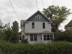 Pre-foreclosure Listing in 14TH ST S FARGO, ND 58103