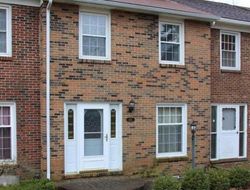 Pre-foreclosure in  CLAIRBROOK AVE Columbus, OH 43228