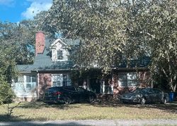 Pre-foreclosure in  OAKRIDGE AVE Fayetteville, NC 28305