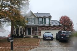 Pre-foreclosure in  CASTLE ROCK DR Clinton, MD 20735