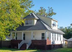 Pre-foreclosure in  CARR AVE Keansburg, NJ 07734