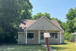 Pre-foreclosure in  SAXONY RD Miamisburg, OH 45342