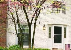 Pre-foreclosure in  SIMBURY ST Columbus, OH 43228