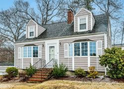 Pre-foreclosure in  HILLTOP PKWY Woburn, MA 01801