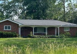 Pre-foreclosure in  MCKISHNIE ST Clinton Township, MI 48035