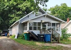 Pre-foreclosure in  GOGUAC ST W Battle Creek, MI 49015