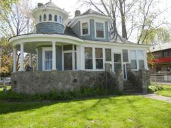 Pre-foreclosure in  N RIVER RD Mchenry, IL 60051