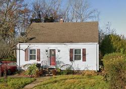 Pre-foreclosure in  WOODWARD AVE East Haven, CT 06512