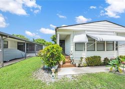 Pre-foreclosure Listing in SE INDEPENDENCE AVE HOBE SOUND, FL 33455