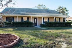 Pre-foreclosure in  VINCENT DR Denham Springs, LA 70726