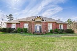 Pre-foreclosure in  CUT OFF RD Kentwood, LA 70444