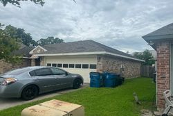 Pre-foreclosure in  N SUWANEE RD Lafayette, LA 70503