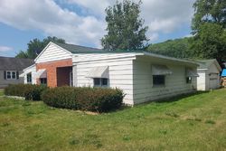 Pre-foreclosure Listing in LINWOOD AVE BRADFORD, PA 16701