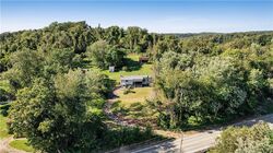 Pre-foreclosure in  SCENERY DR Elizabeth, PA 15037