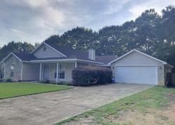 Pre-foreclosure in  LA LAR LN Pensacola, FL 32534