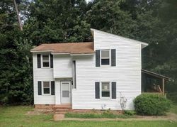 Pre-foreclosure in  E YELLOW WOOD DR Simpsonville, SC 29680