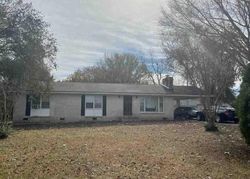 Pre-foreclosure Listing in GROVE PARK RD BENNETTSVILLE, SC 29512
