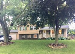 Pre-foreclosure in  LAKE FRONT DR Akron, OH 44319