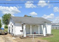 Pre-foreclosure in  N DENBY AVE Evansville, IN 47711